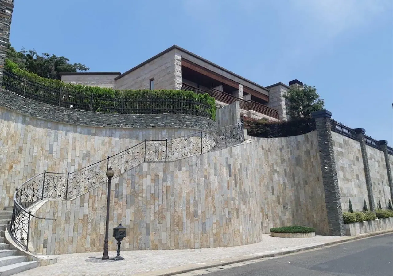 Гостевой дом Sotel Castle Фукуока
